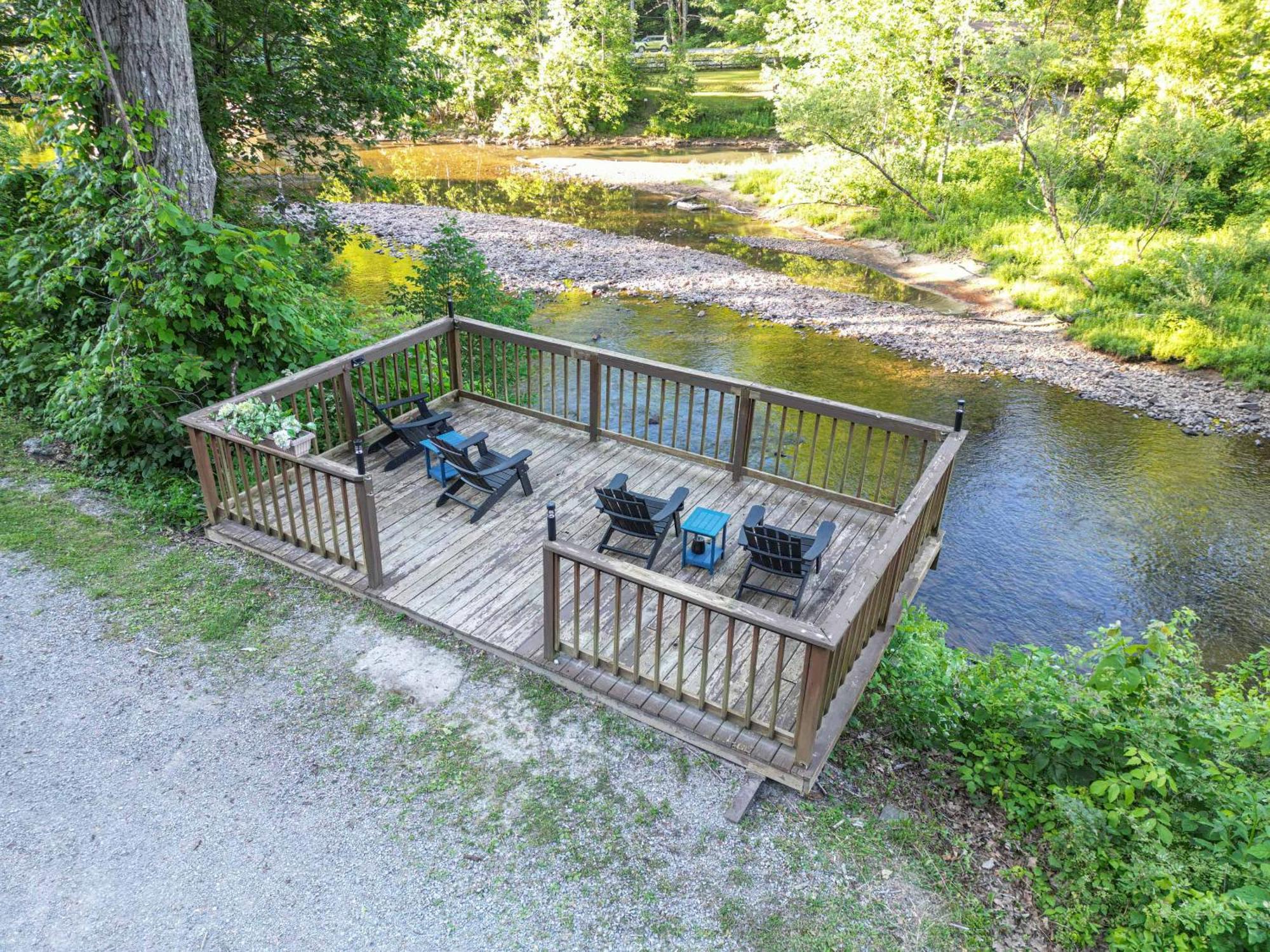 River Front Resort Elkins Luaran gambar